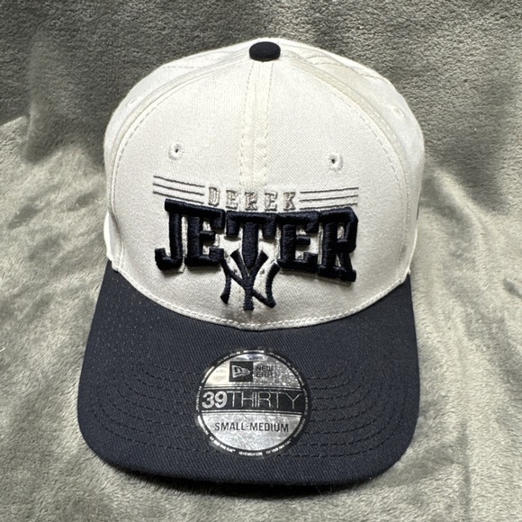 New Era Other - Derek Jeter NY Yankees New Era 39 Thirty‎ Baseball Cap Hat Small-Medium MLB